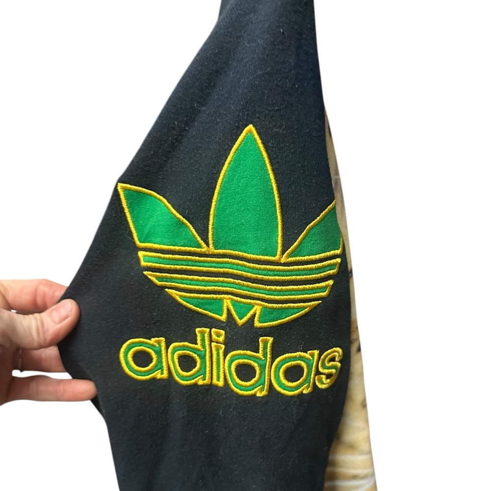 VINTAGE ADIDAS Jaguar Print Black Long Sleeve Crew Neck Sweatshirt - Picture 4 of 4